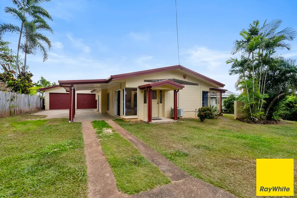Trinity Beach 3房  Big Block, Big Views, Big Opportunity!