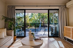 8/7 Hyndes Crescent, Holder