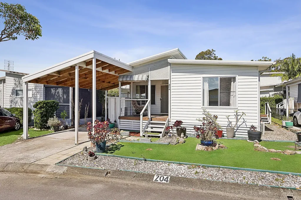 204/4 Gimberts Road, Morisset, NSW 2264