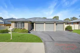 51 BUDGEREE DR, Aberglasslyn