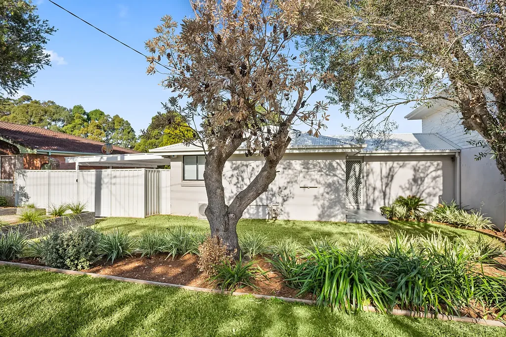 Mount Warrigal 3ਬੈੱਡਰੂਮ A Hidden Gem with Rare Side-by-Side Opportunity