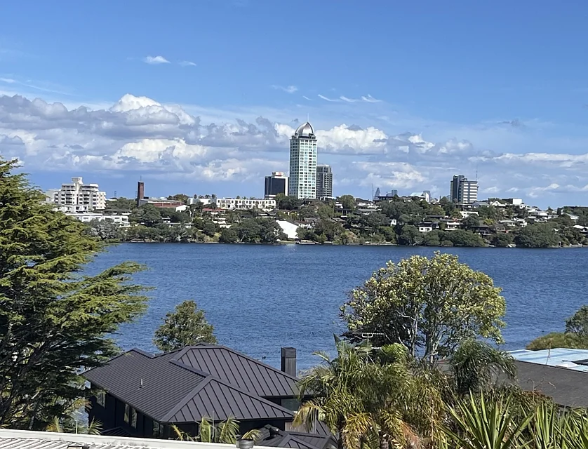 9/72 Kitchener Road, Milford, North Shore City, 2房, 1浴, 公寓