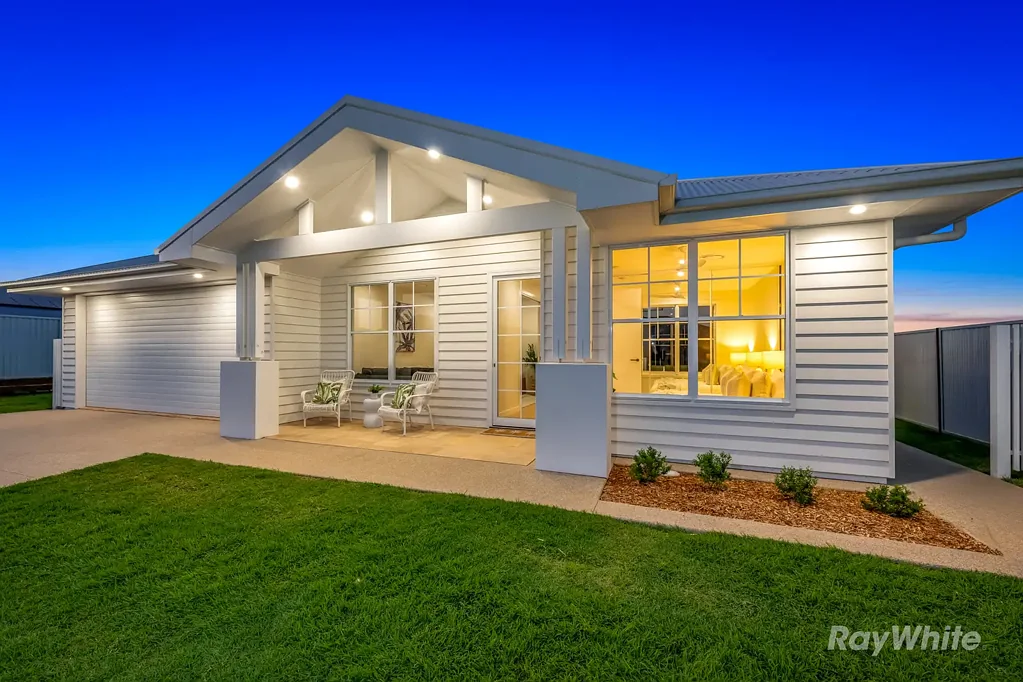 12 Ambrym Street, Bargara, QLD 4670