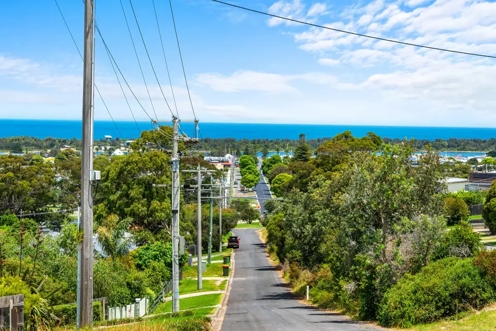 Lakes Entrance Amazing Views and Unbeatable Location in Lakes Entrance!
