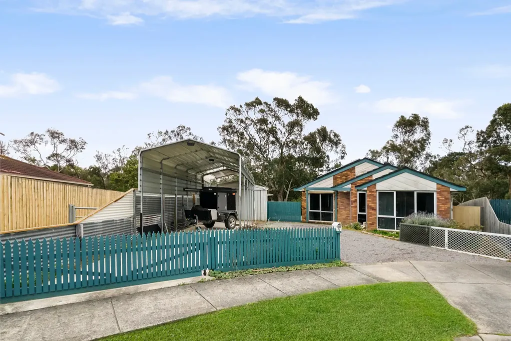 Hastings 3 Bedroom Family Home in Bushland Surrounds