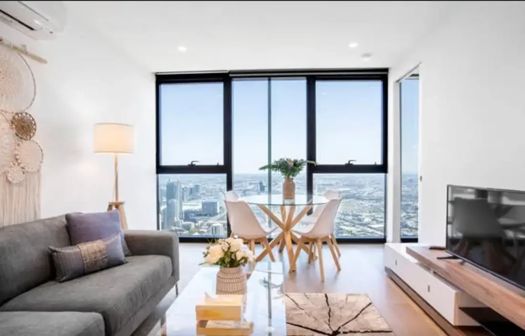 Melbourne 2Phòng ngủ Stunning High-Floor CBD Apartment l Breathtaking Bay Views l 2 Bed + Secure Parking