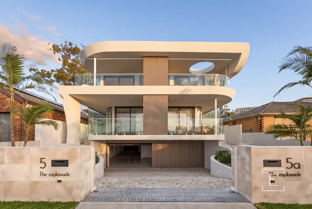 Brand new state-of-the-art waterside home with panoramic views