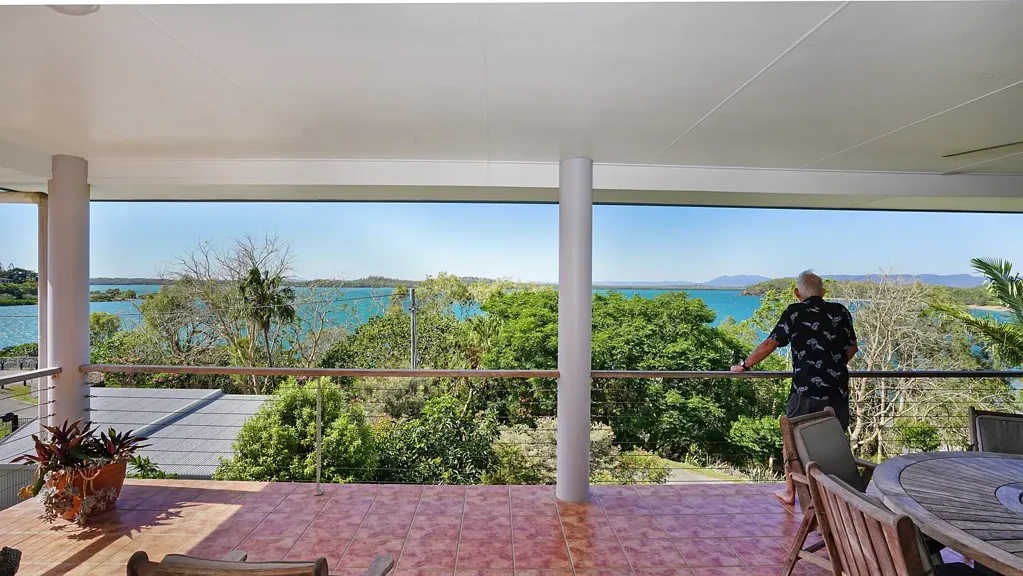 20 Ferries Terrace, Sarina Beach, QLD 4737