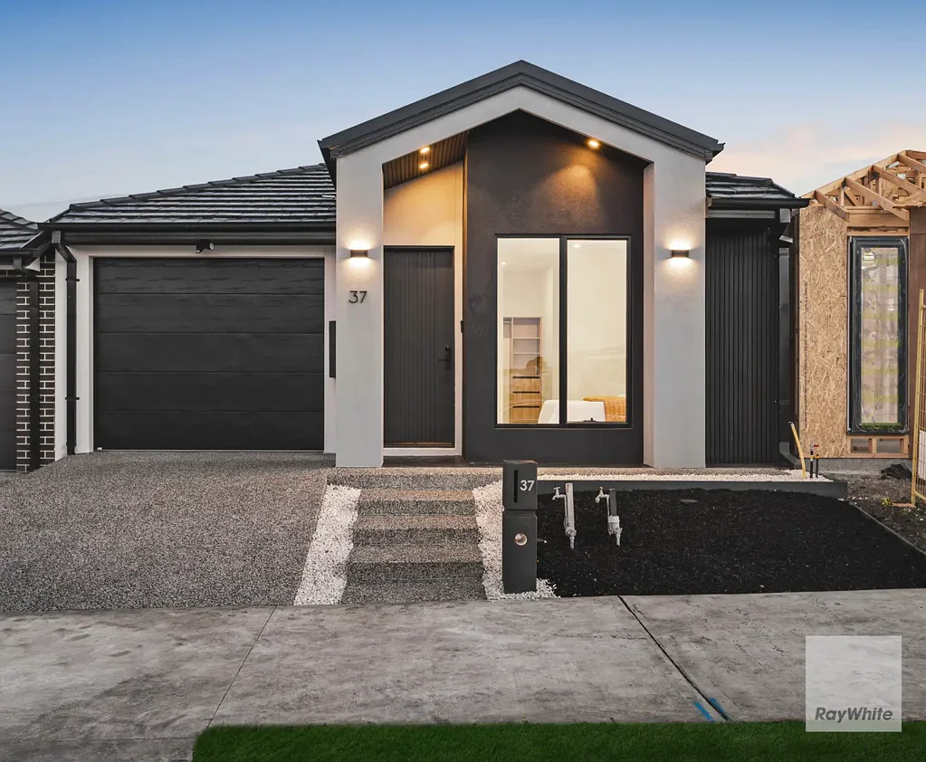 37 Irina Road, Greenvale, VIC 3059