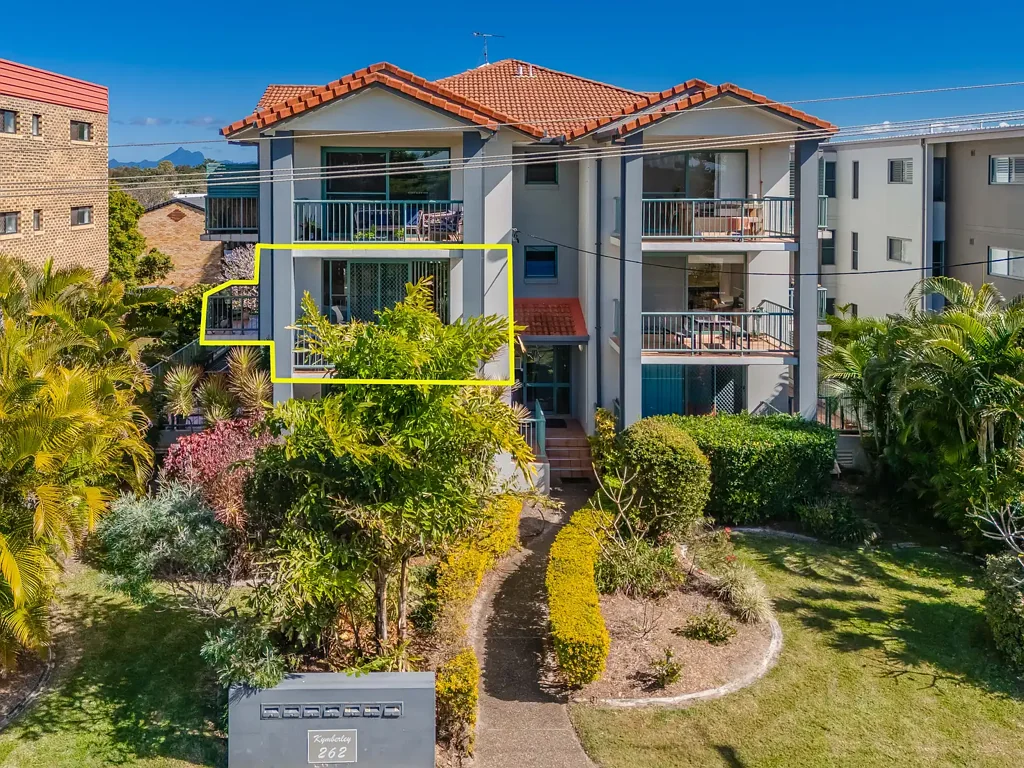 Kingscliff 3ห้องนอน Highly Sought Marine Parade, Large three bedroom apartment