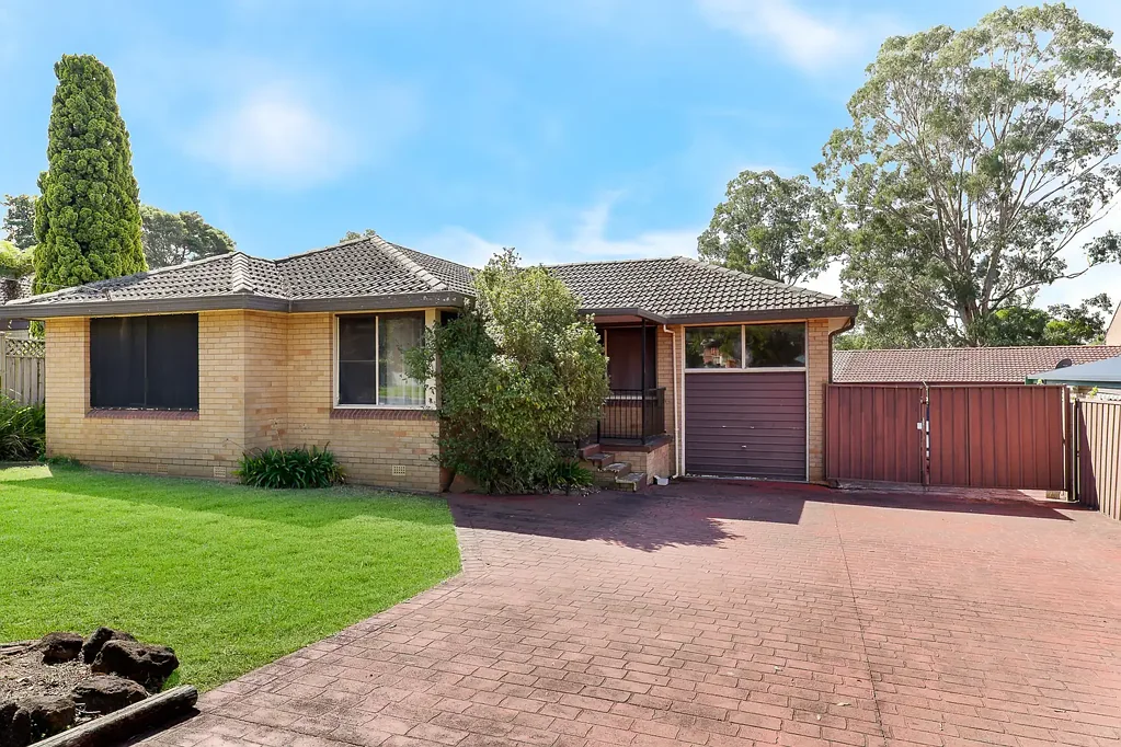 22 Richmond Crescent, Campbelltown, NSW 2560