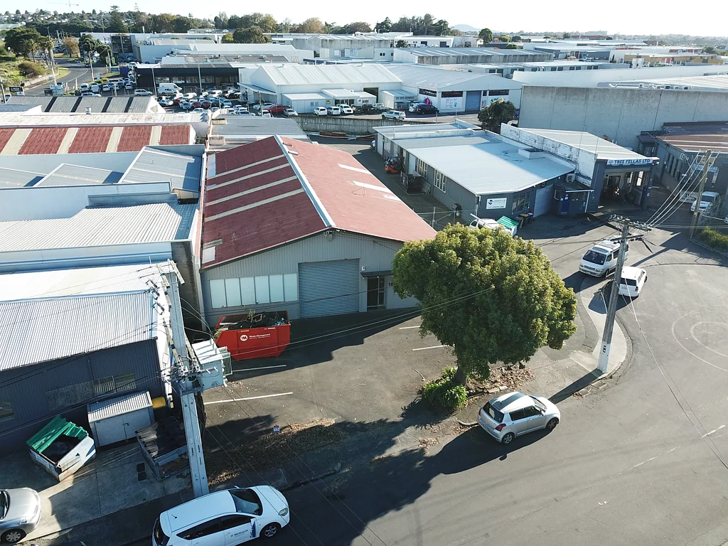 Saint Johns 458sqm standalone warehouse – St Johns