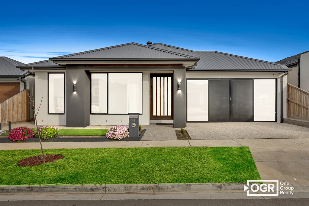 25 Poyner Circuit, Mickleham, VIC 3064