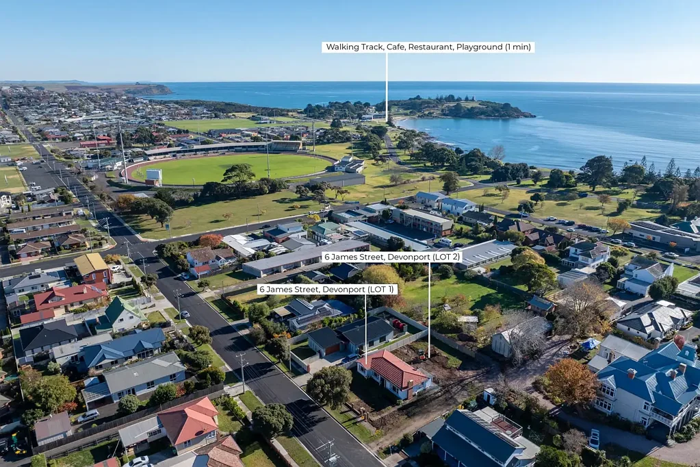 Devonport 3ਬੈੱਡਰੂਮ TWO OPTIONS, ONE INCREDIBLE LOCATION – RENOVATE OR BUILD