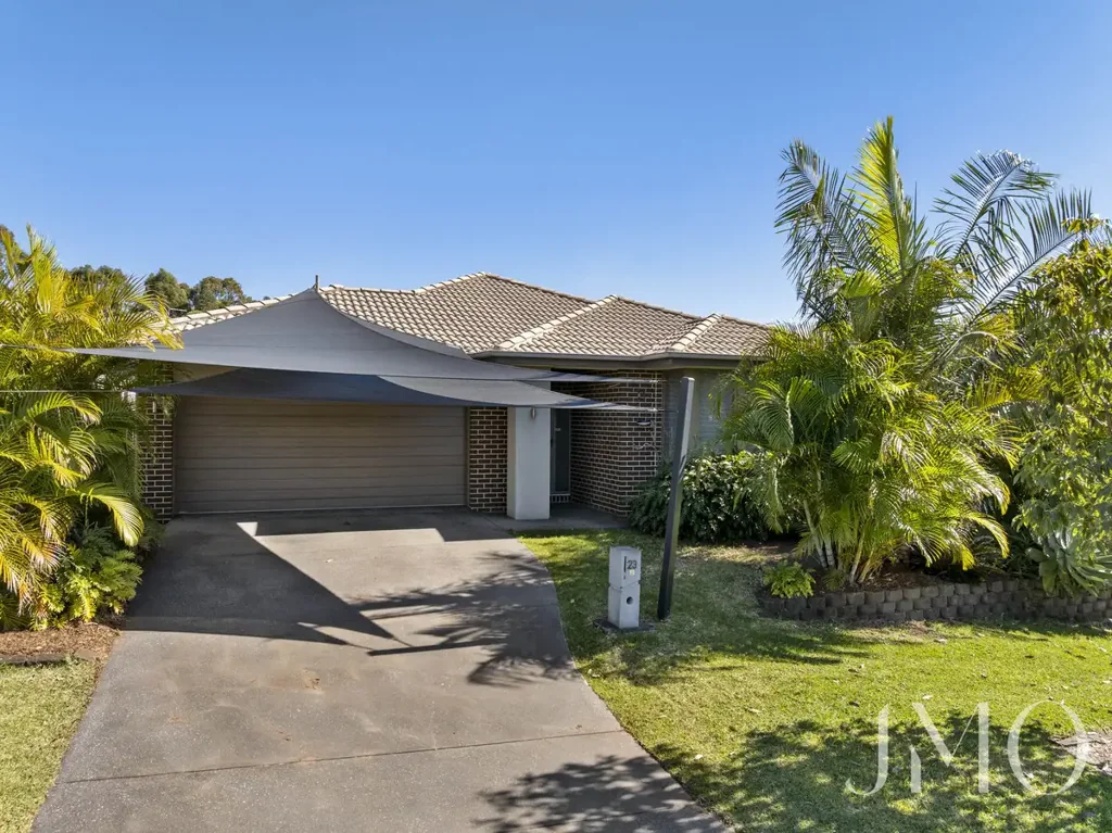 Spacious & Stylish 4-Bedroom Home in Prime Ormeau Location