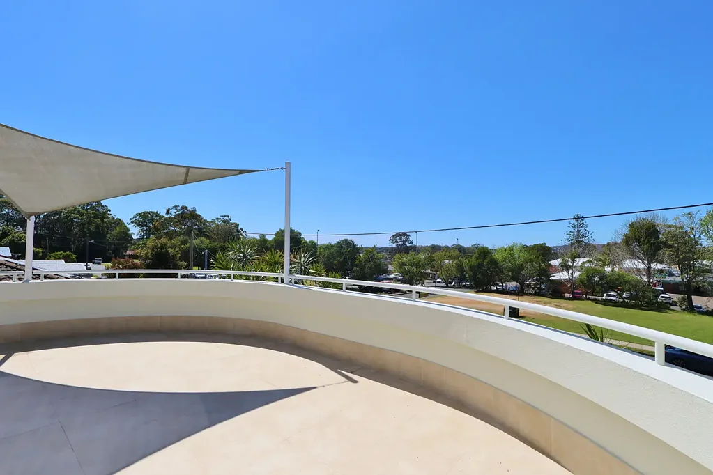 Position, versatility and an abundance of space — right in the centre of town.
