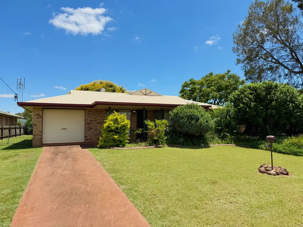 23 Windsor Circle, Kingaroy, QLD 4610