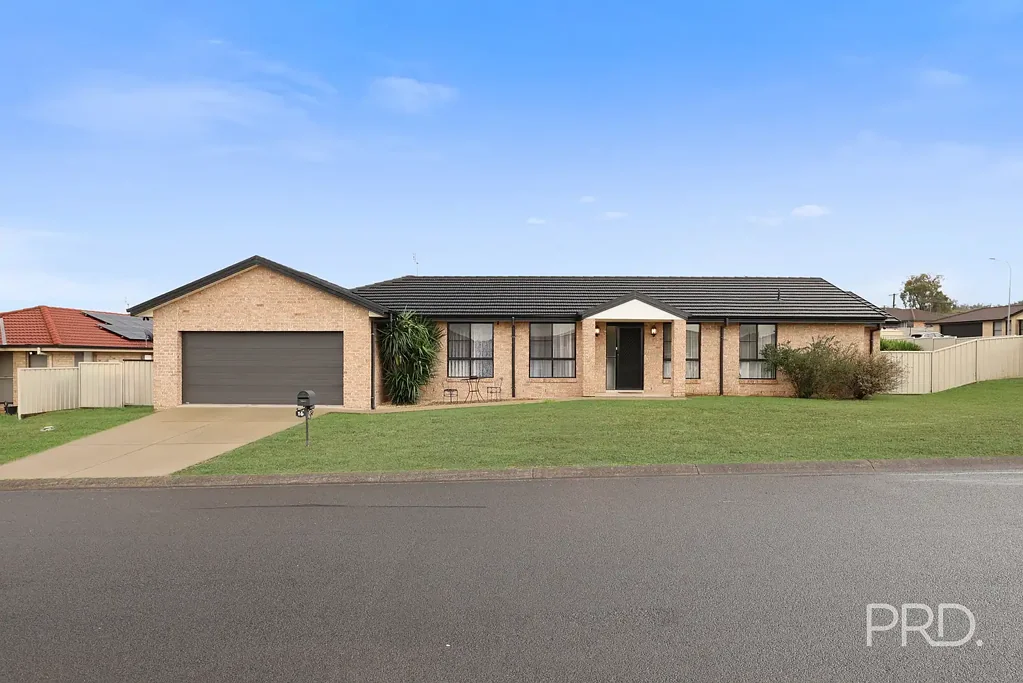 Oxley Vale 4房  Modern Family Living in Great Location!