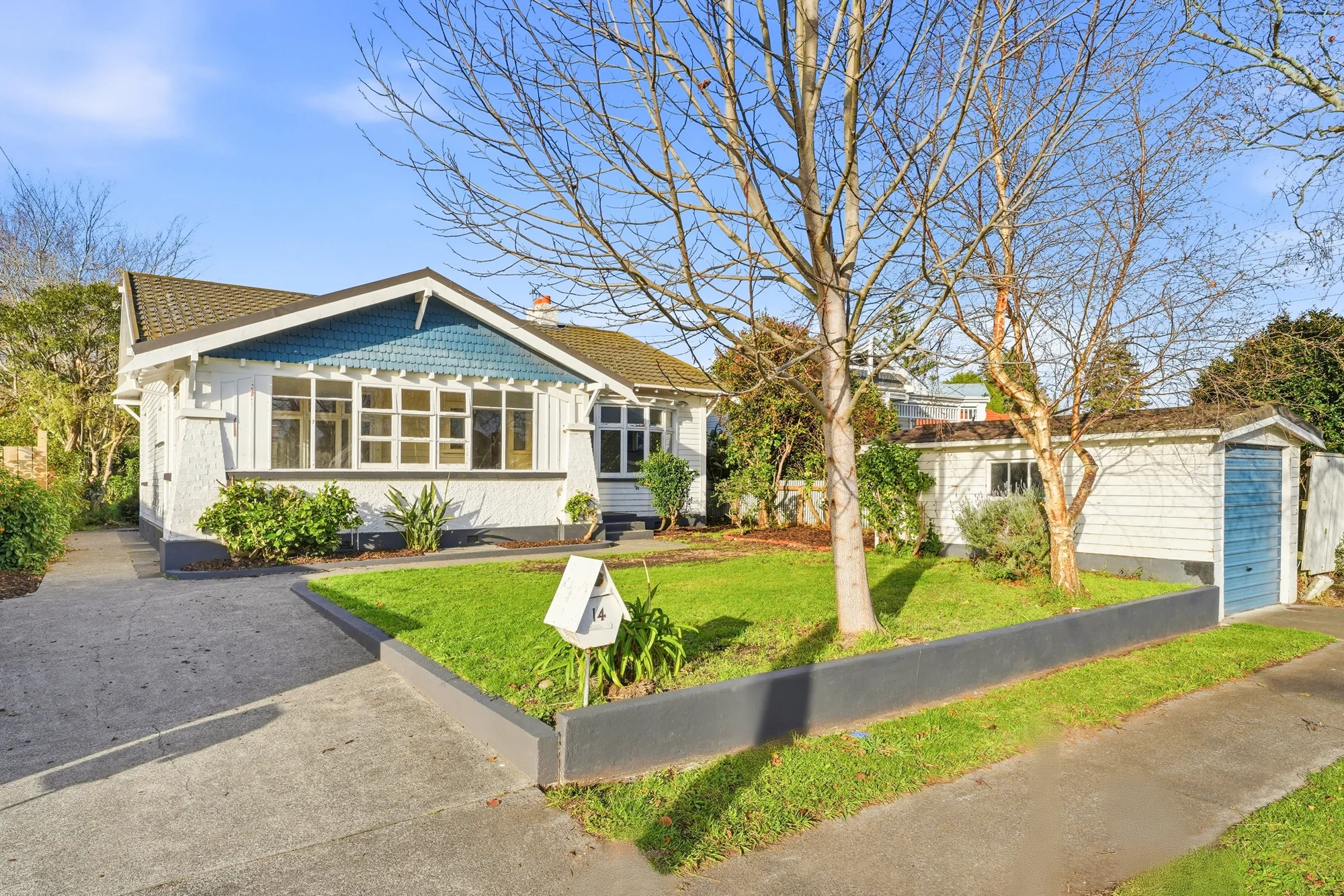 Wanganui East 3कमरा Great bones, street appeal and endless potential