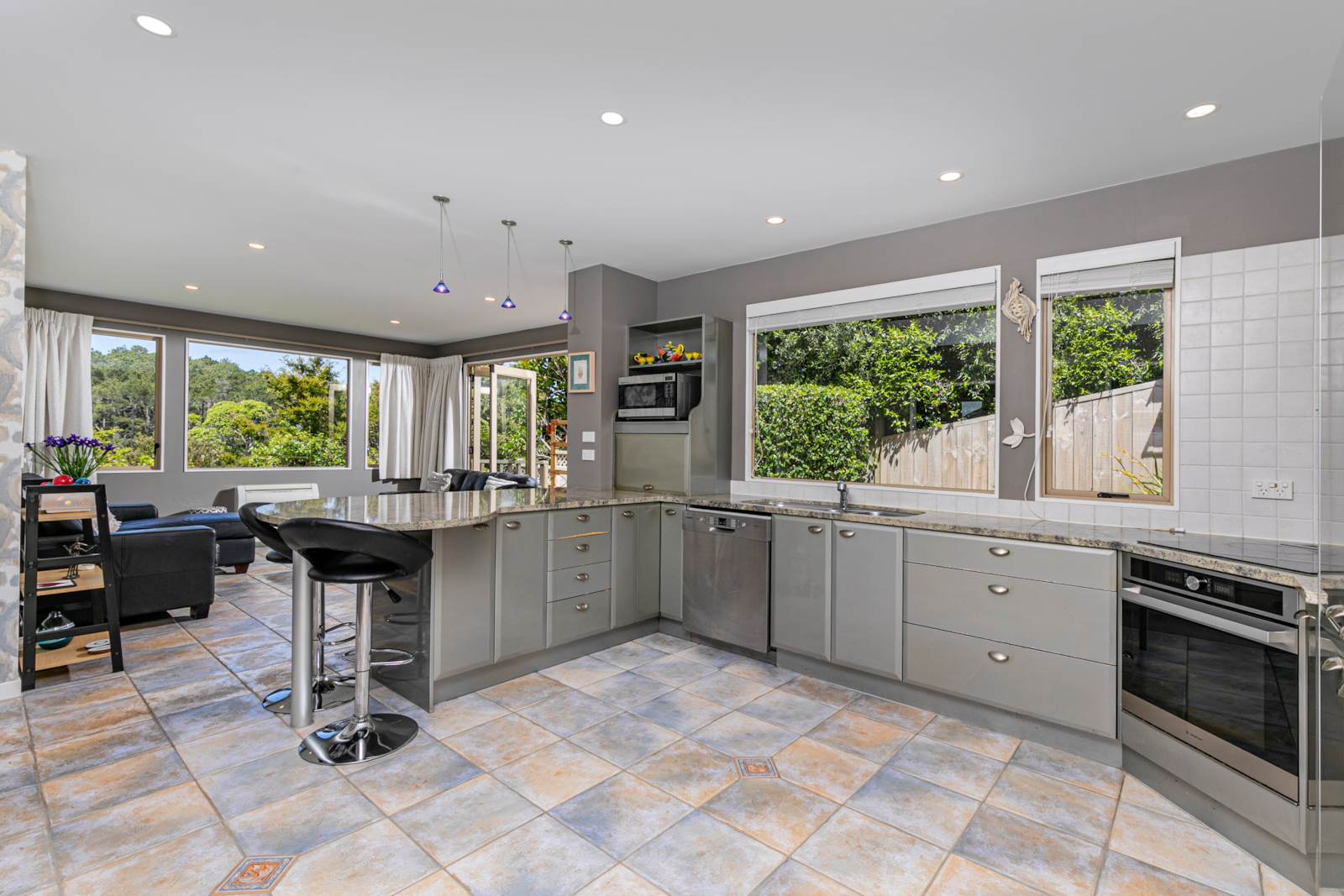 17 Asbury Crescent, Campbells Bay, Auckland - North Shore, 5房, 0浴