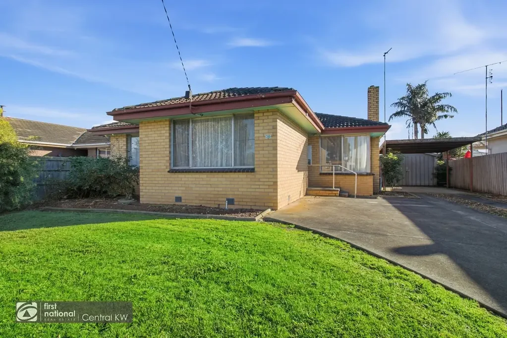 Morwell 3침실 Put Your Own Stamp on This Solid Home
