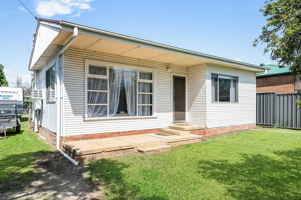 Mudgee 2 Slaapkamer Perfect Starter or Investment in a Prime Area