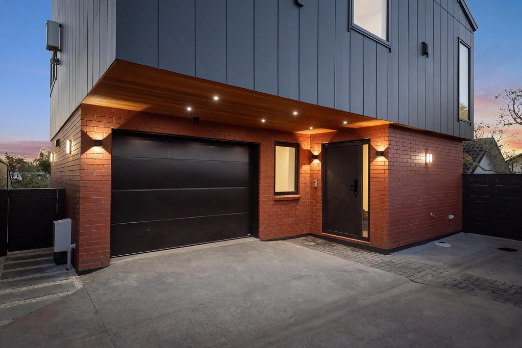 Belmont 5Moenga Standalone and Substantial