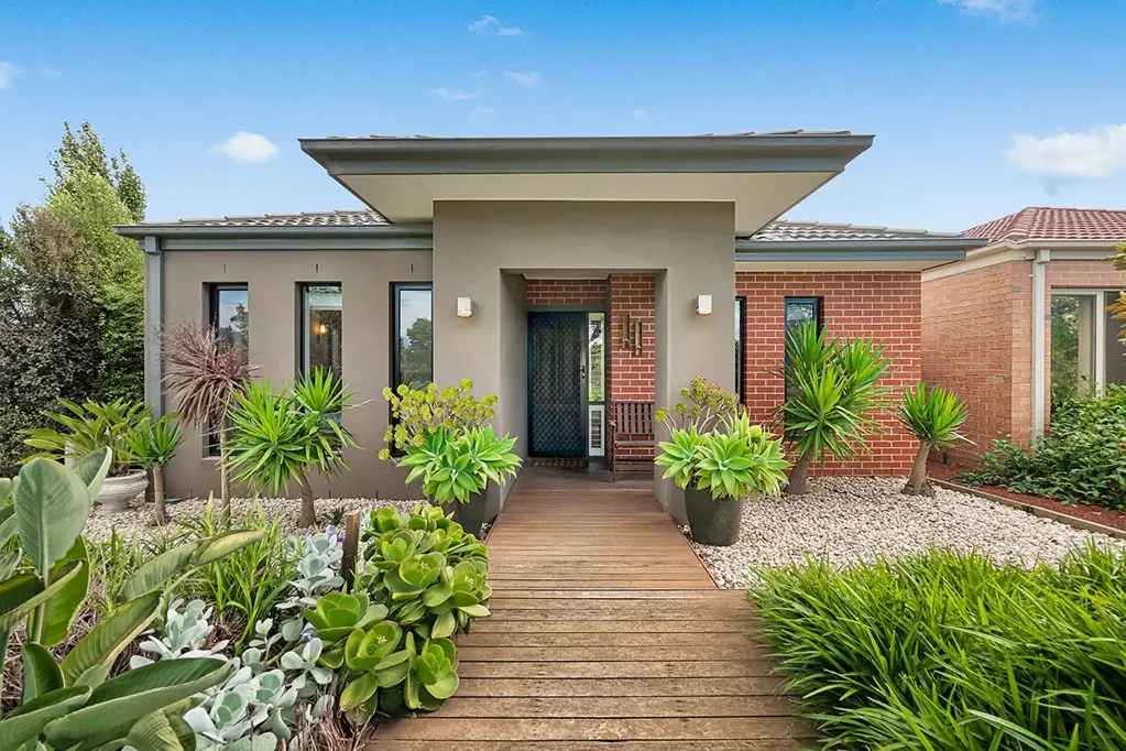 Sophisticated Parkside Living at Selandra Rise