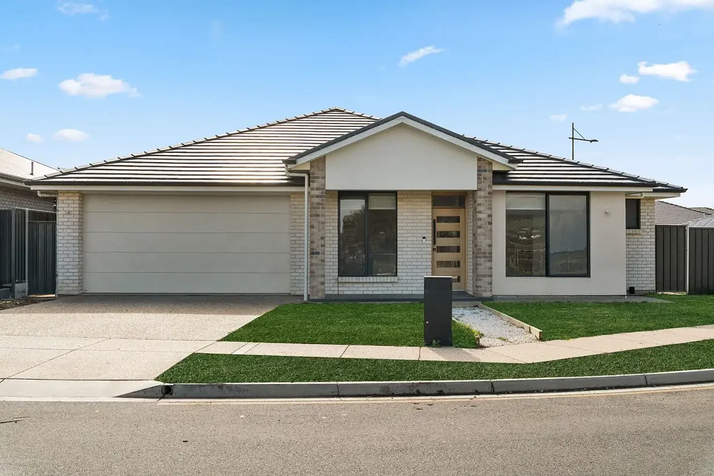 Aldinga Beach 5房  A Contemporary Family Haven Designed for Modern Living.