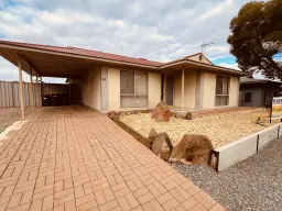 26 Finniss St, Roxby Downs