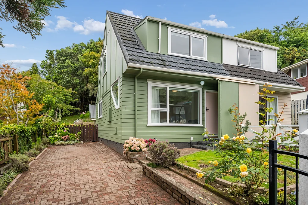 7 Rondane Place, Tirohanga, Lower Hutt, Wellington