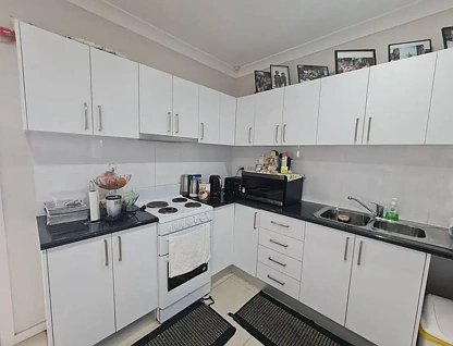 21A Niblo Street, Doonside, NSW 2767, 2 침실, 1 욕실, Flat