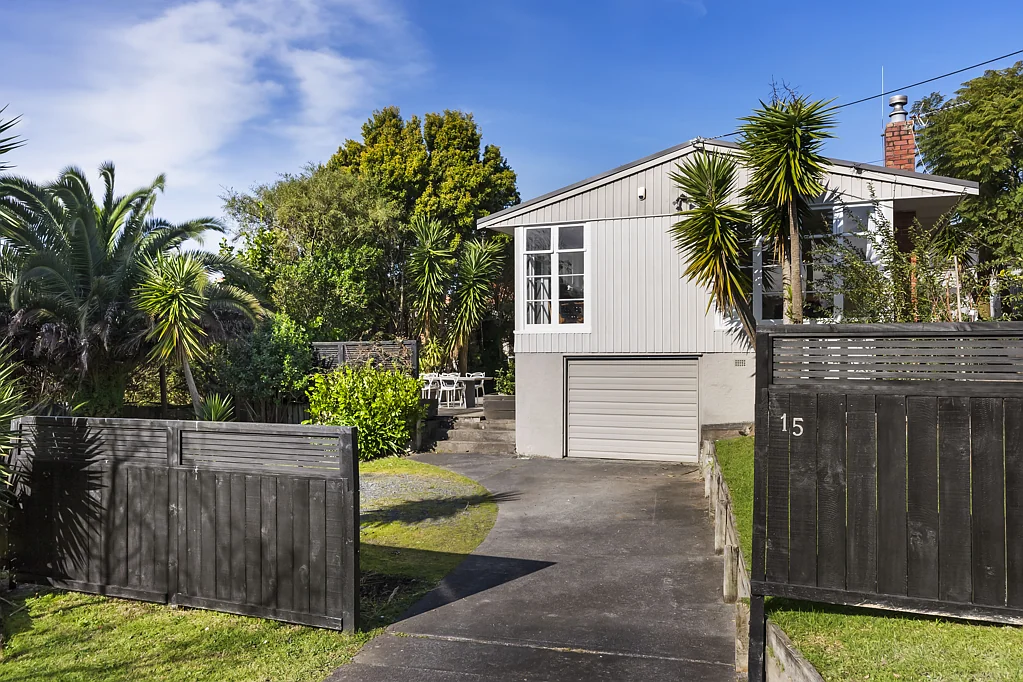 New Lynn 4房  Move-In Ready Family Gem