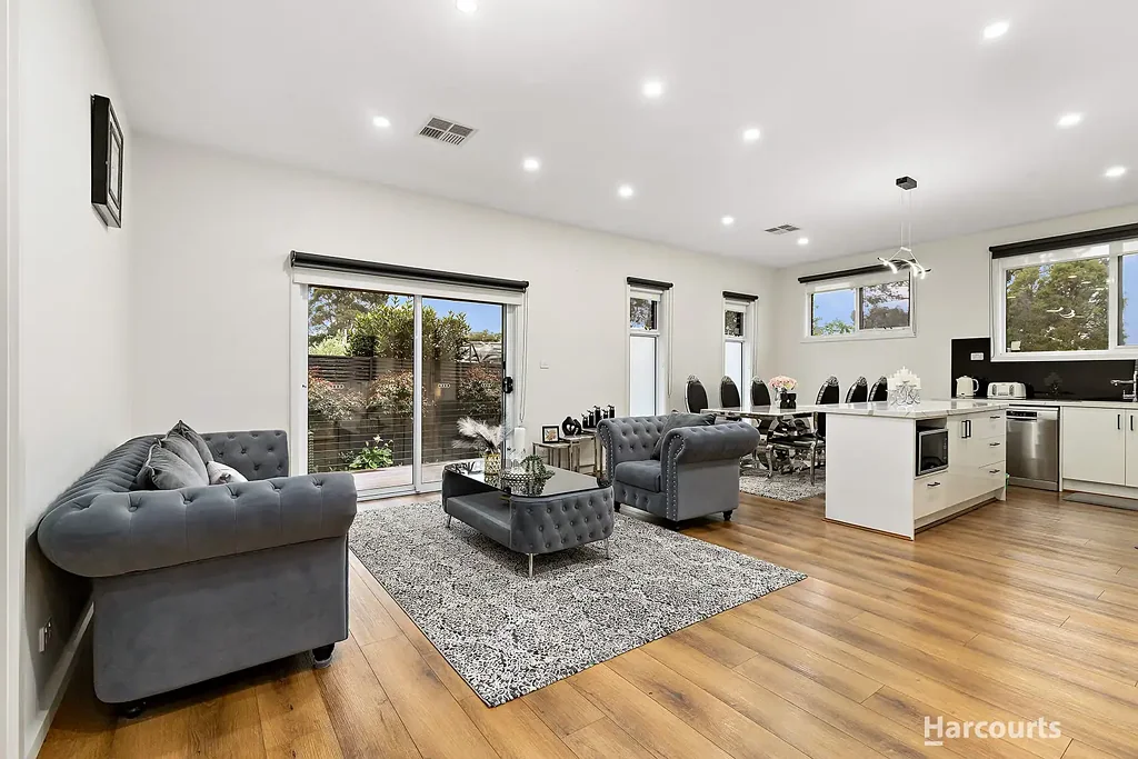 Croydon 4Zimmer Private, Modern and Masterfully Built