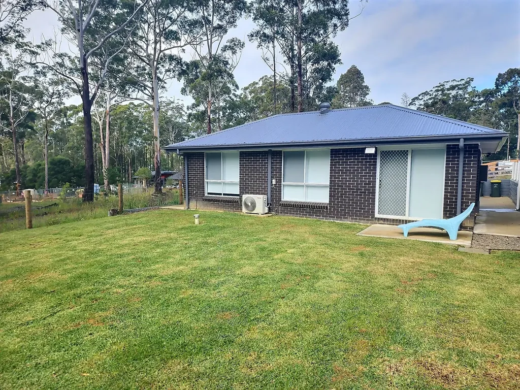 Modern, Spacious 1-Bedroom Home
