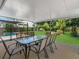 73 Tills Street, Westcourt