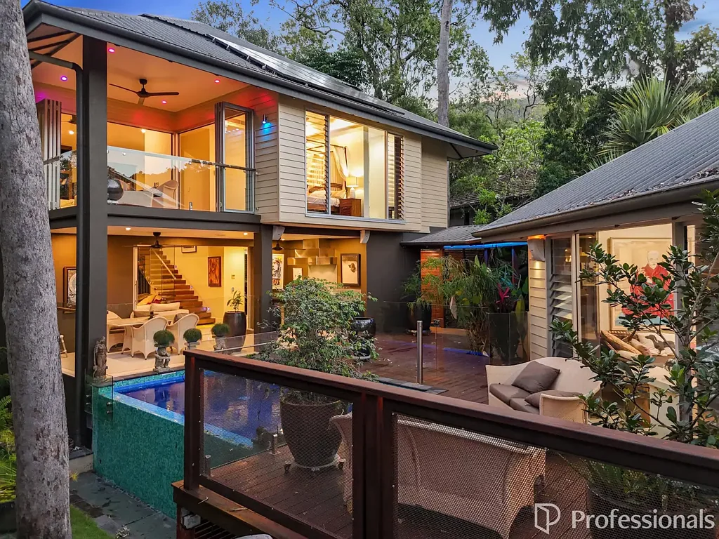 Kewarra Beach 3બેડરૂમ A Private Hillside Oasis on 1,992sqm - Luxury Living with Space, Privacy & Smart Technology