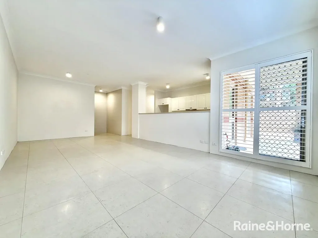 Spacious 2 Bedroom Resort Style Apartment!