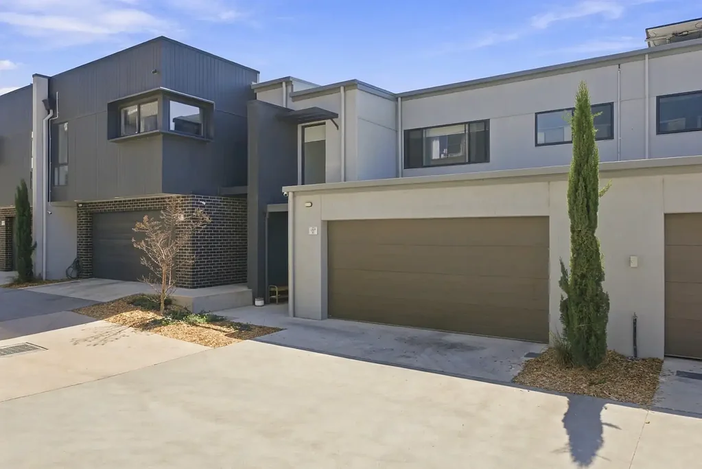 Denman Prospect 4Zimmer Extra Large Townhouse with Excellent Energy Efficieny