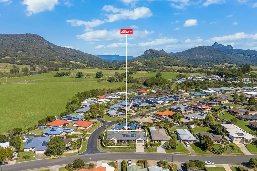 Murwillumbah 5બેડરૂમ EXPANSIVE LIVING WITH EXCEPTIONAL FLEXIBILITY