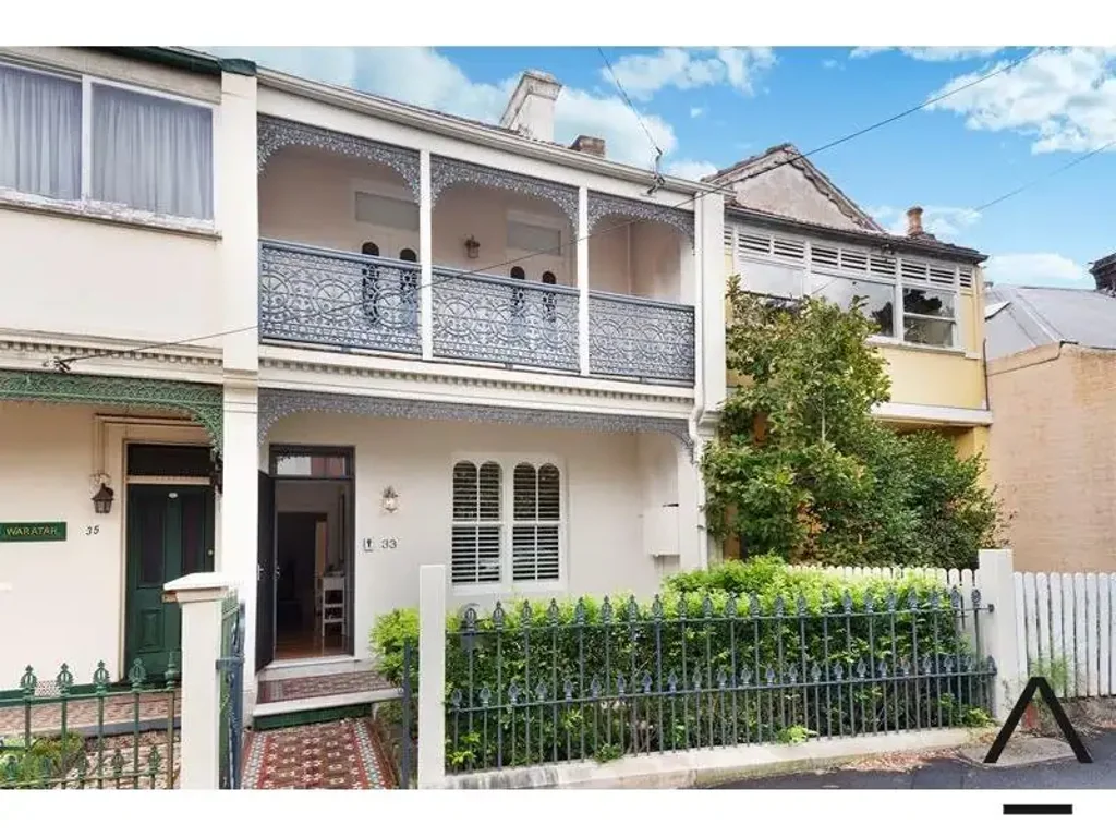 Well Appointed Three Bedroom Terrace with Designer Features and Parking