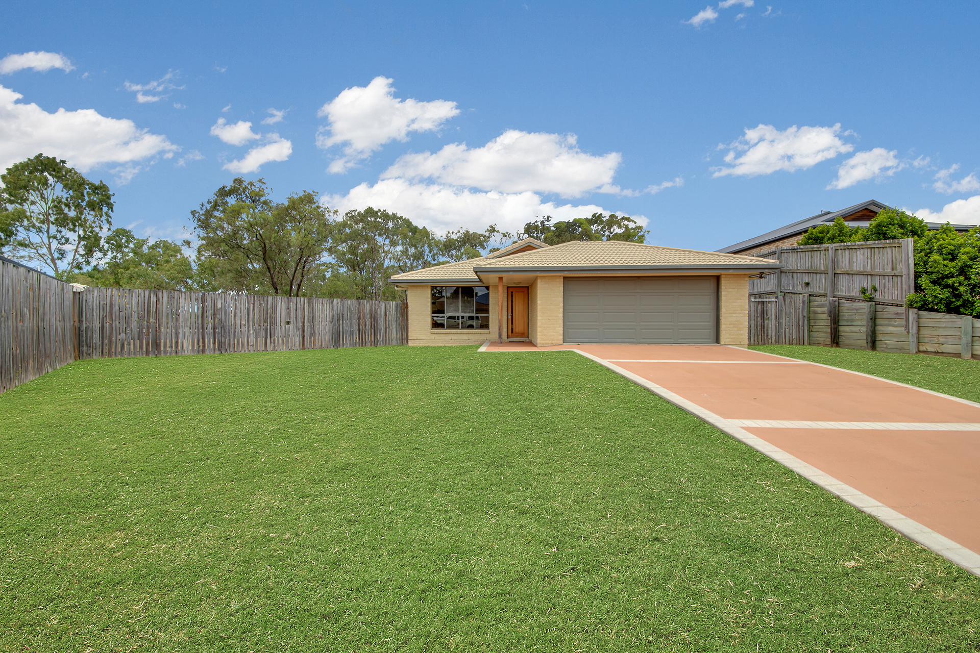 8 SUN CT, CALLIOPE QLD 4680, 0 rūma, 0 rūma horoi, House