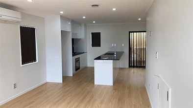 MANUREWA, 3 BEDROOMS