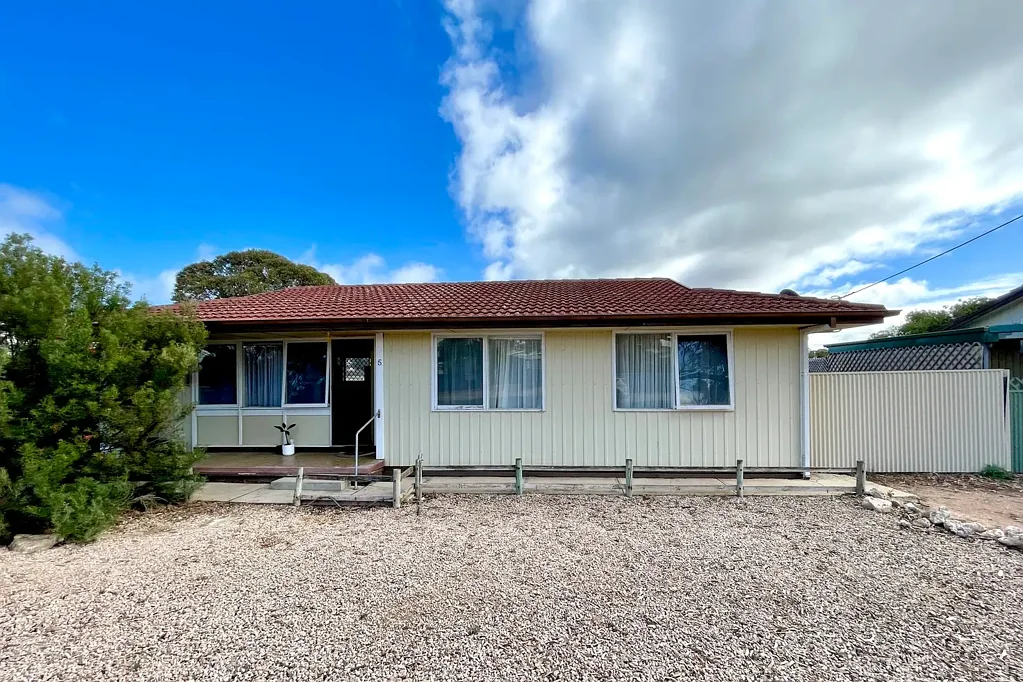 Ceduna 3Habitaciones Quaint Investment or Comfortable Home in the Heart of Ceduna