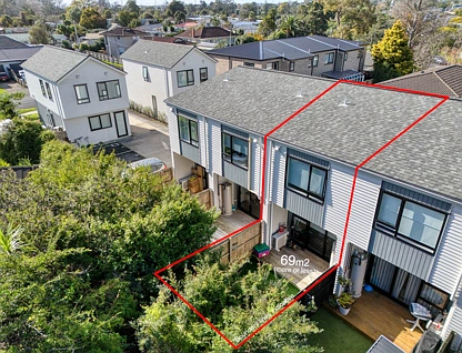 5/4 Bittern Place, Henderson, Waitakere City, 2部屋, 1バスルーム, Townhouse