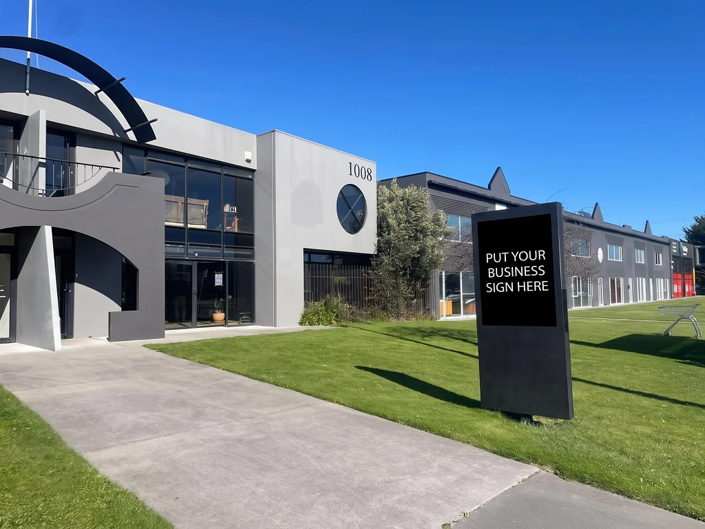 Ferrymead High Profile Showroom/Office & Warehouse