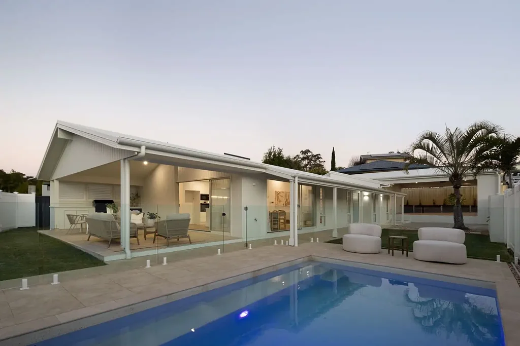 Ashmore 4Kwarto Luxury Family Living with Side Access & Entertainer's Appeal