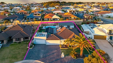 Yanchep 5 Slaapkamer Not One, but Two with Seabreezes, Style & Personality!
