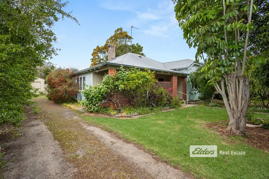 50 Young Street, Harvey, WA 6220