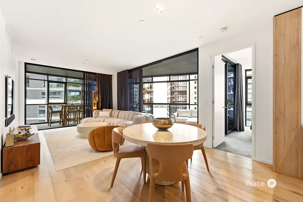 Newstead 2कमरा Designer 116sqm Apartment with North-East River Views in Iconic ‘Lucent’